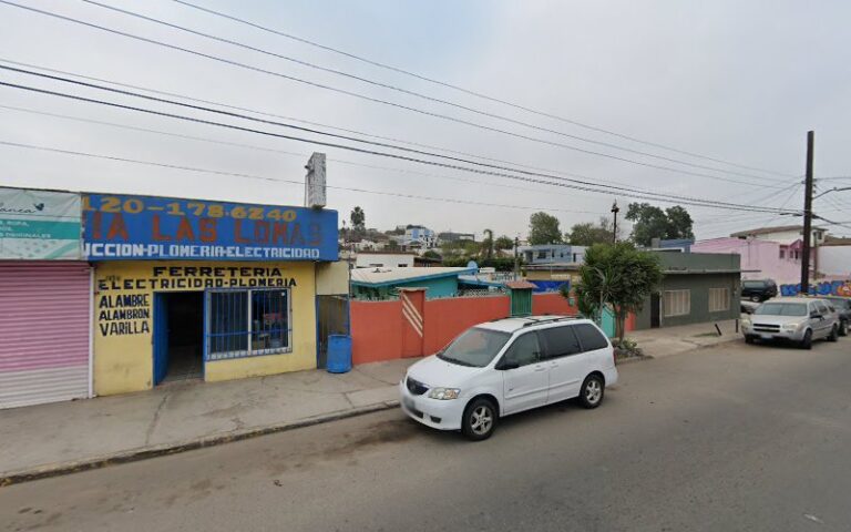 ferreteria las lomas ensenada 768x480